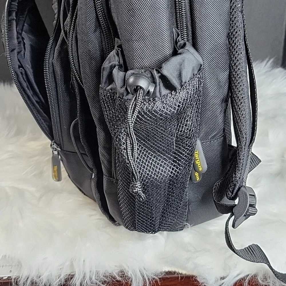 TARGUS Black and Gray Backpack‎
